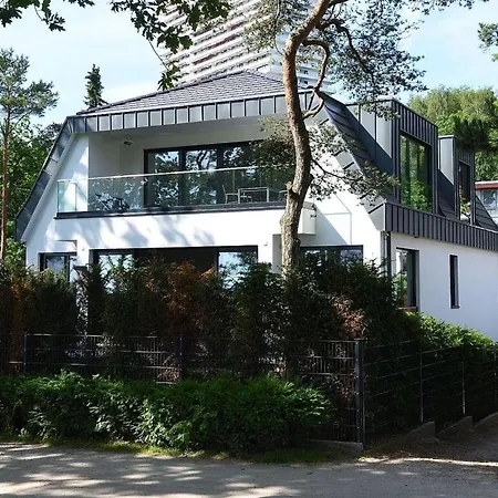 1 Strandallee 13 Timmendorfer Strand